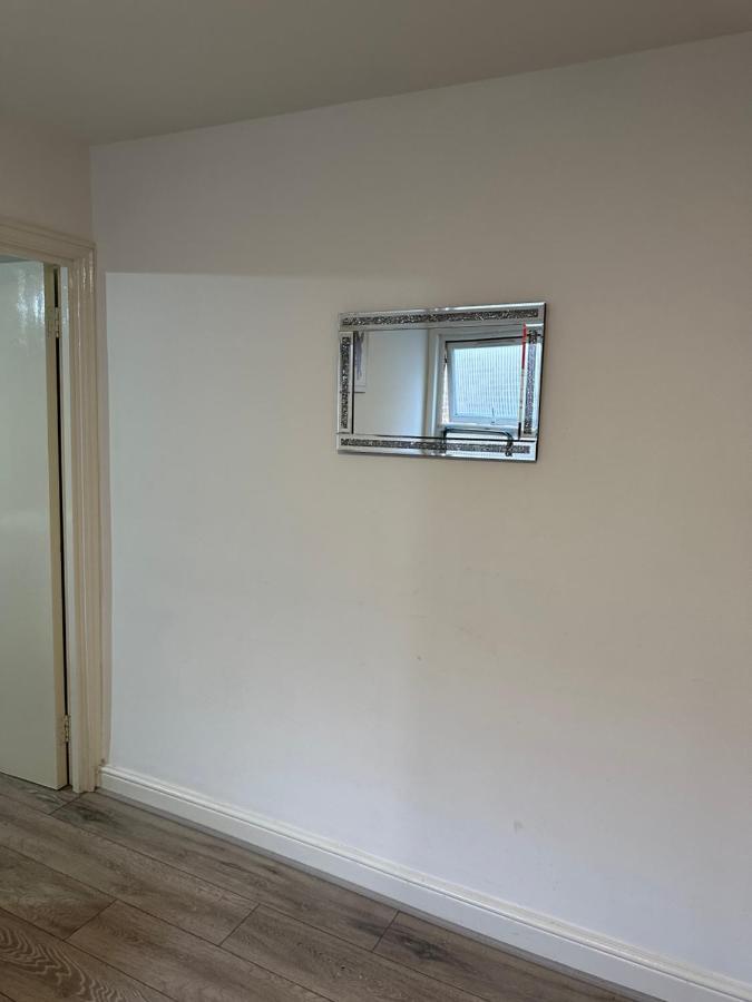Beautiful Hoe Street First Floor One Bedroom Apartment B Walthamstow London Exterior foto